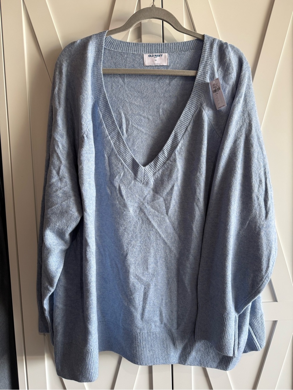 Old Navy Women's Pale Blue V-Neck Pullover Sweater